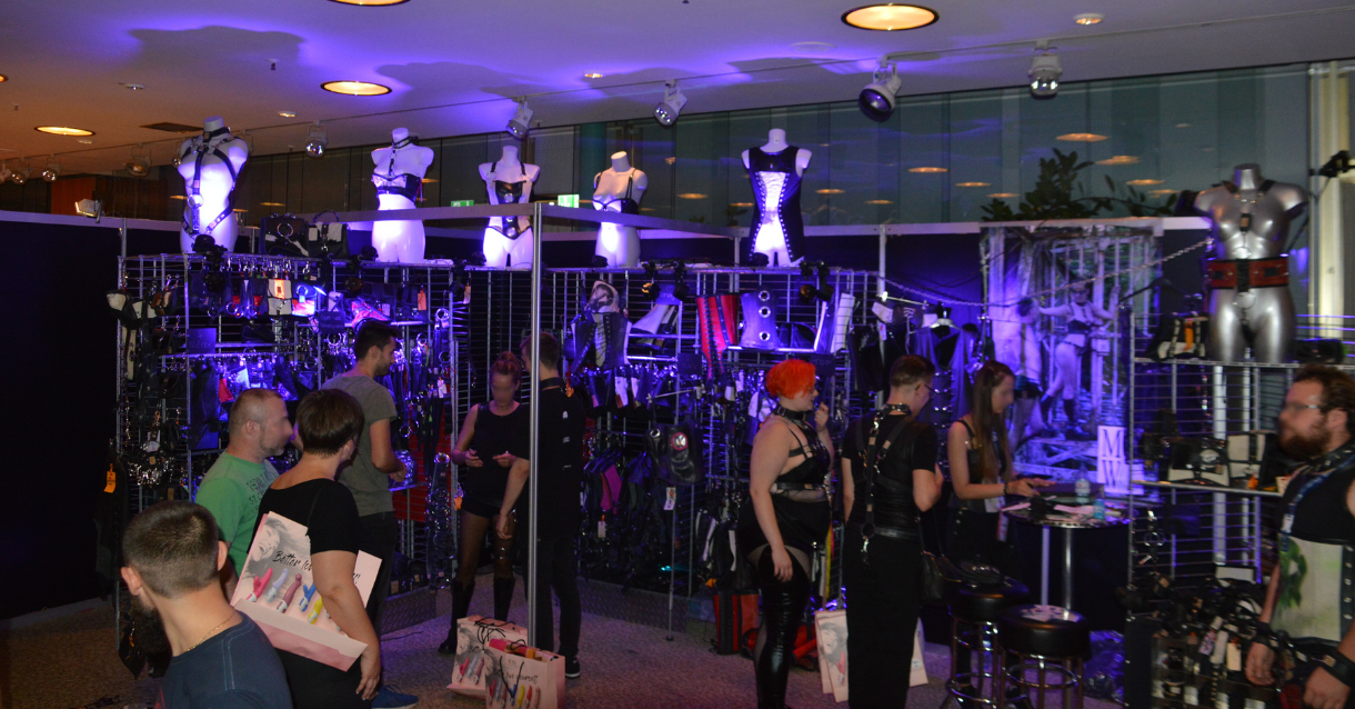 TPDVIPBlog_PornConventions3